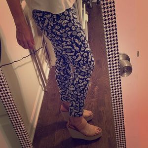Sassy floral print pants!